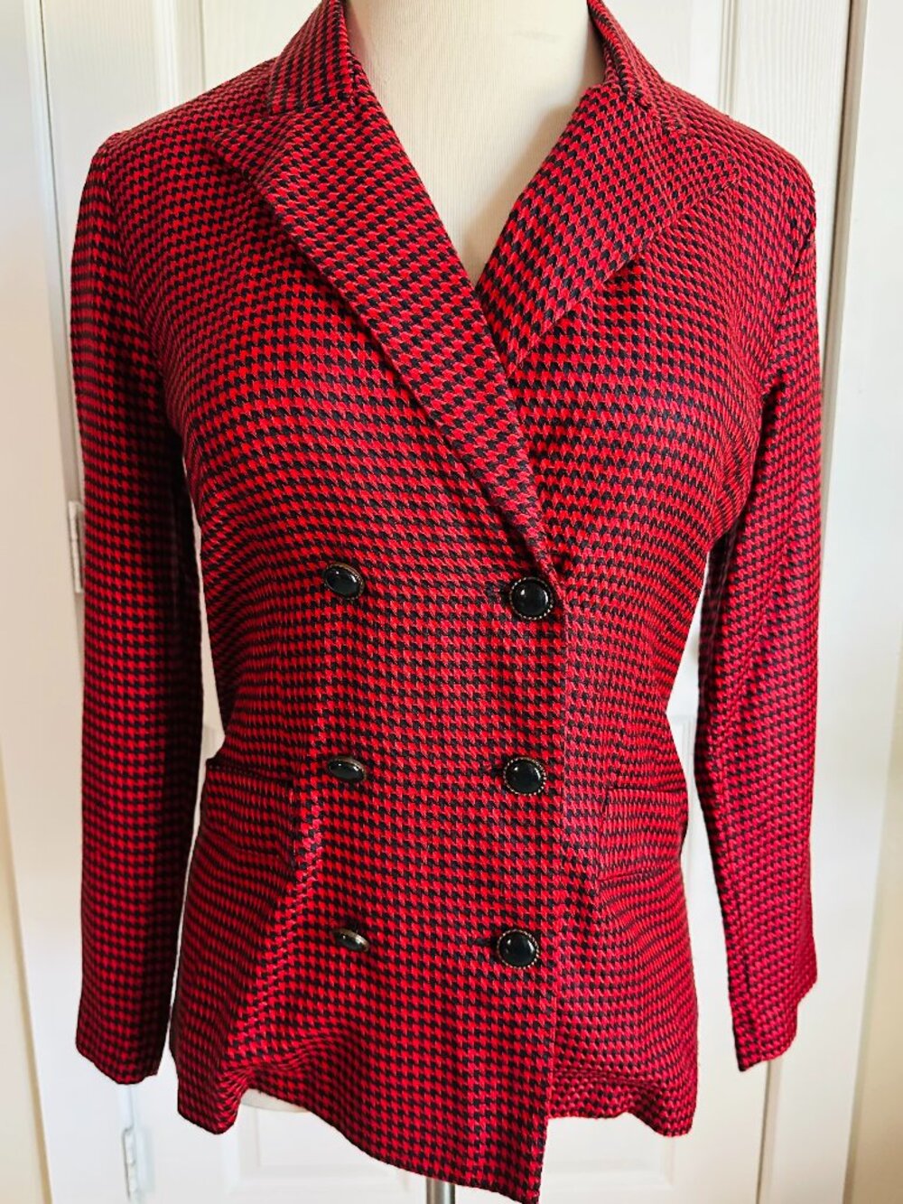 Vintage Separate Issue red & black herringbone blazer, size 8